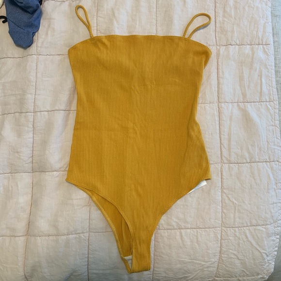 Reformation crystal bodysuits - Picture 6 of 7